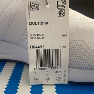 ADIDAS MUTLIX Women’s
